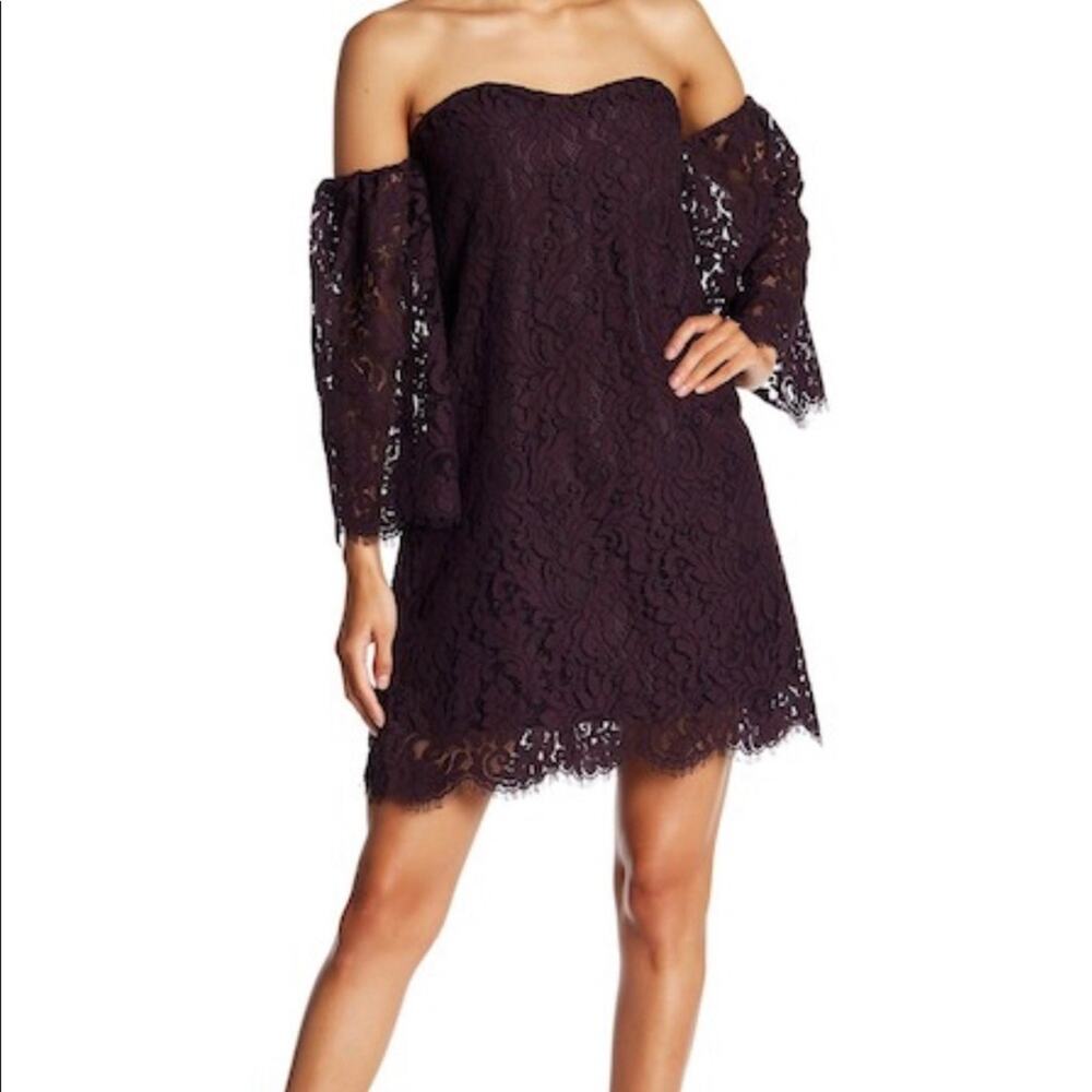 Cupcakes and Cashmere - Size 0 - Purple - Lace Dress